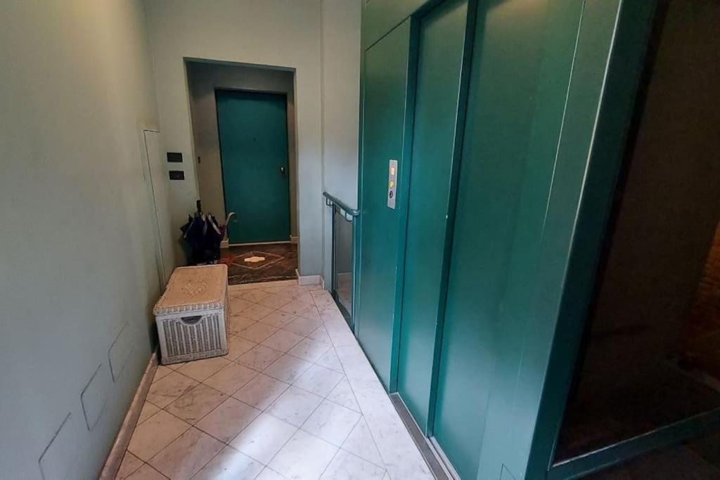 Apartment Near Metro Турин Екстер'єр фото